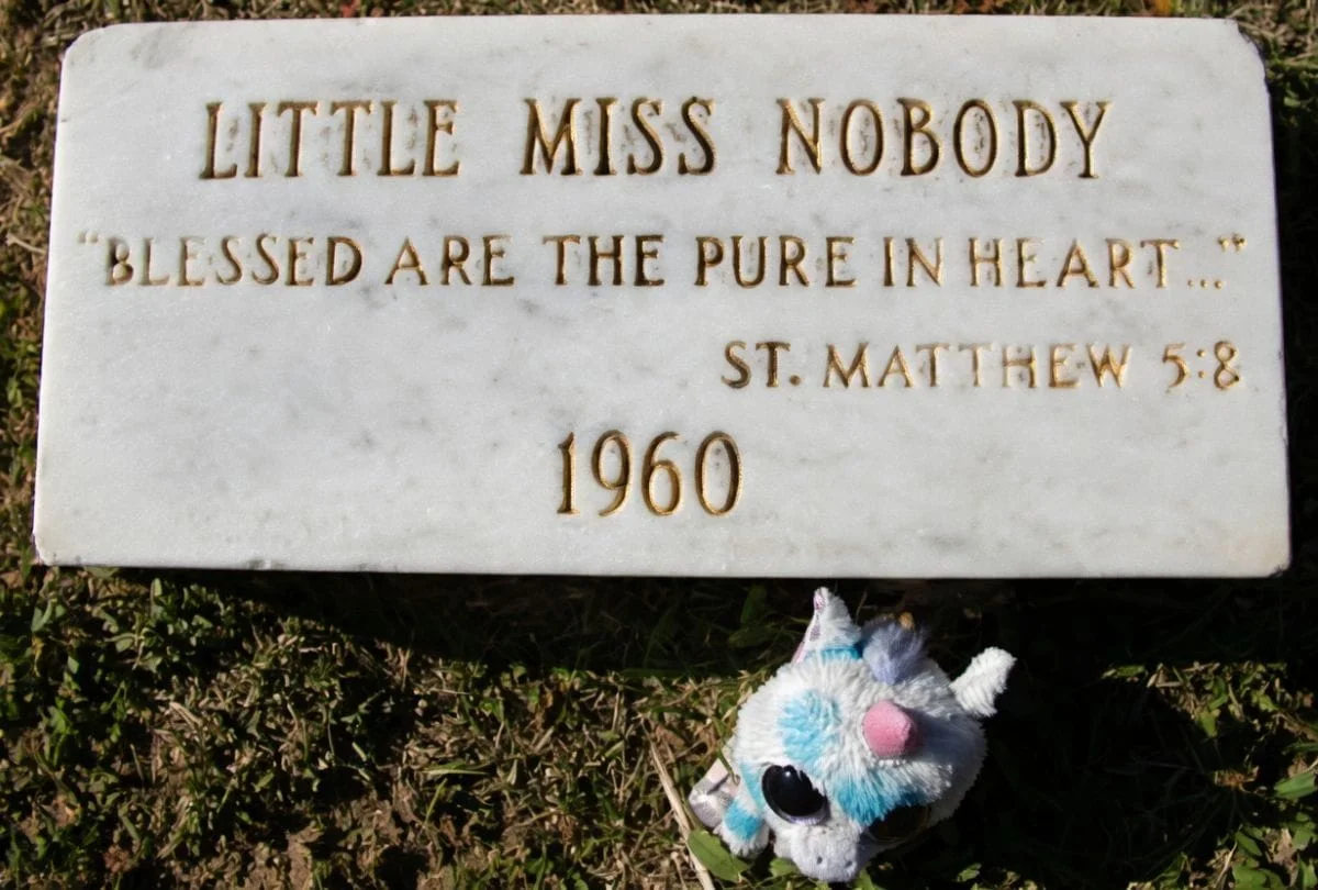 Маленька Міс Ніхто